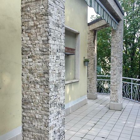 Il Cedro Argentato Apartment Monza Luaran gambar