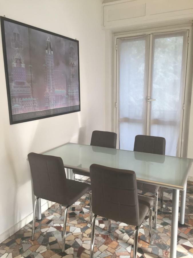 Il Cedro Argentato Apartment Monza Luaran gambar